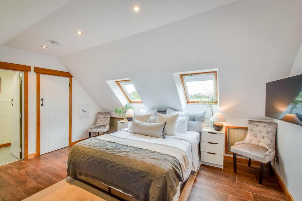 The Lookout At Cloatley Meadow Apartment *