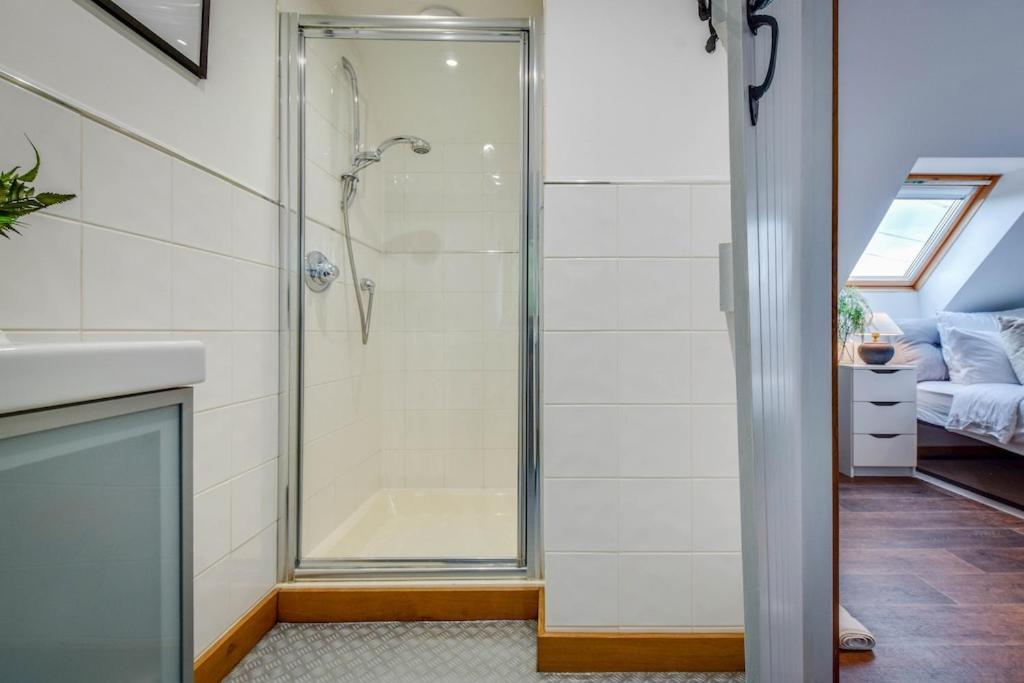 Apartment The Lookout At Cloatley Meadow Hankerton