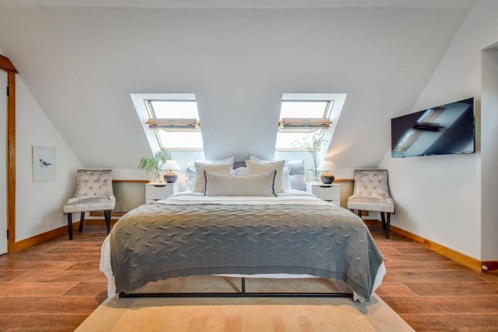 The Lookout At Cloatley Meadow Apartment *